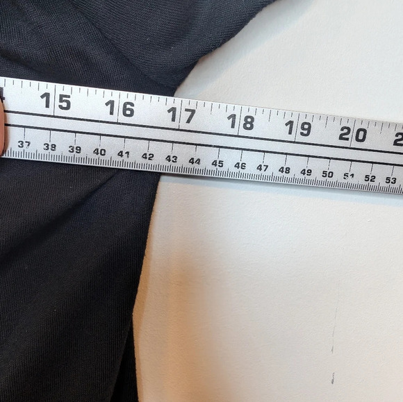 Vintage Jason Maxwell Black Ruffle Floral Embroidered  Neck Line T Shirt Medium - Picture 5 of 6